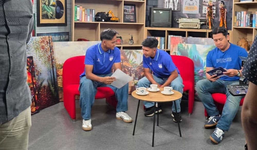 Kevin dan Athaya Fokus Kuliah  